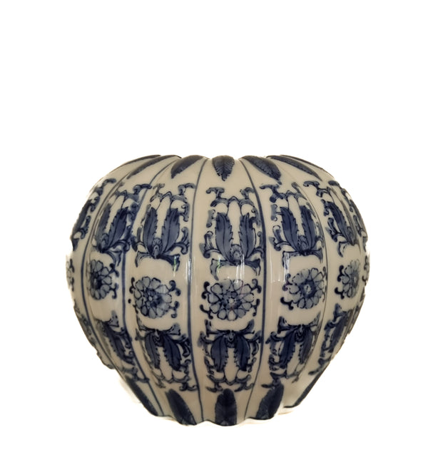 Blue and White Chinese pot