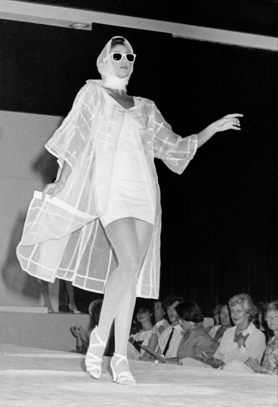 fashion image by Henri Davies